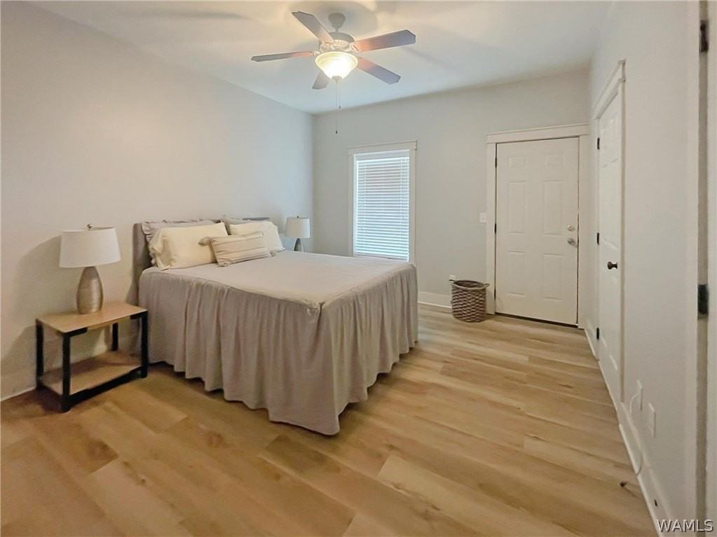 917 Homewood Dr #2 - Photo 5 of 9