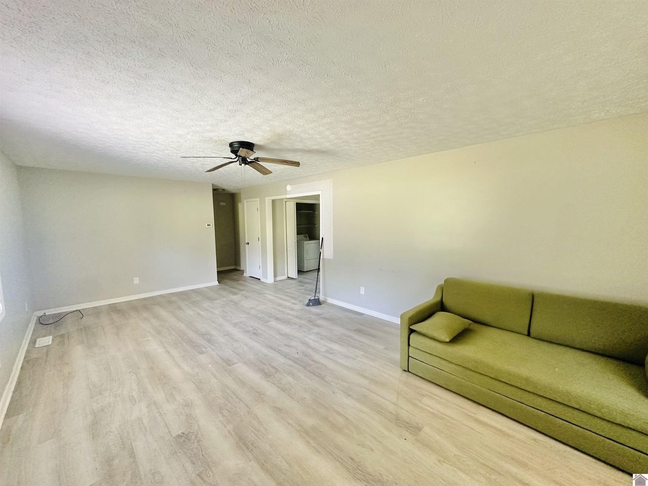 3155 Cairo Rd - Photo 2 of 8