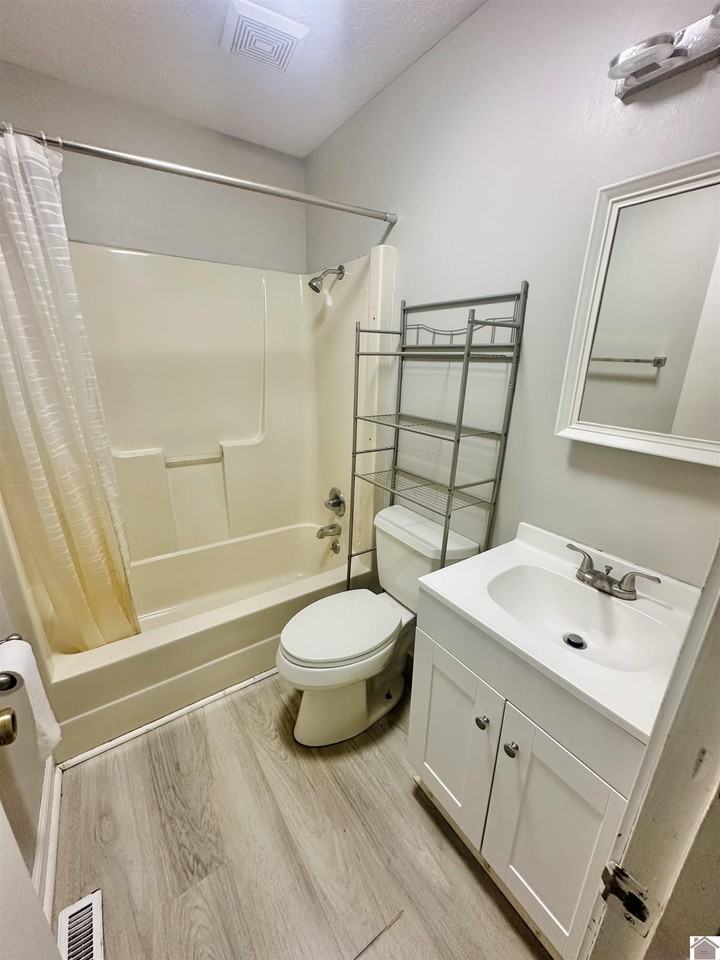 3155 Cairo Rd - Photo 6 of 8