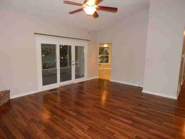201 Red Cardinal Rd - Photo 7 of 33