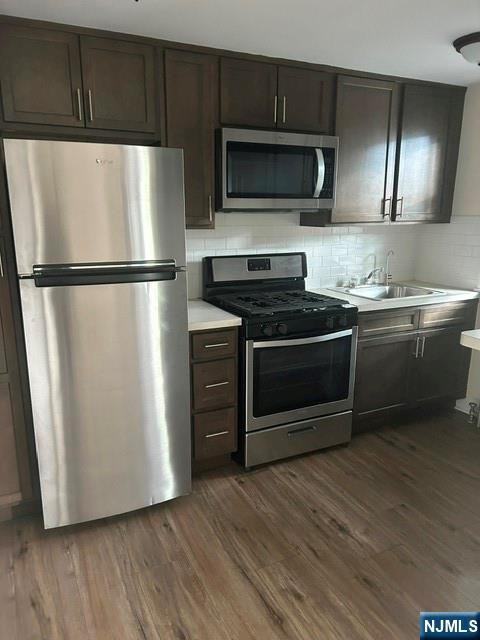 415 Ridge Rd ##E - Photo 4 of 6
