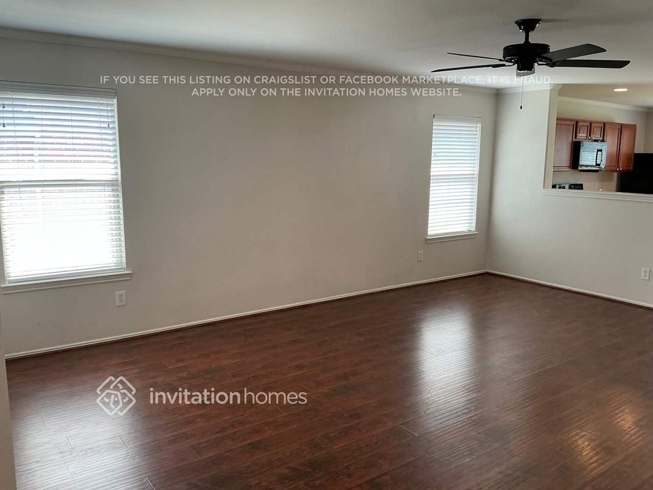 402 Azalea Dr - Photo 3 of 14