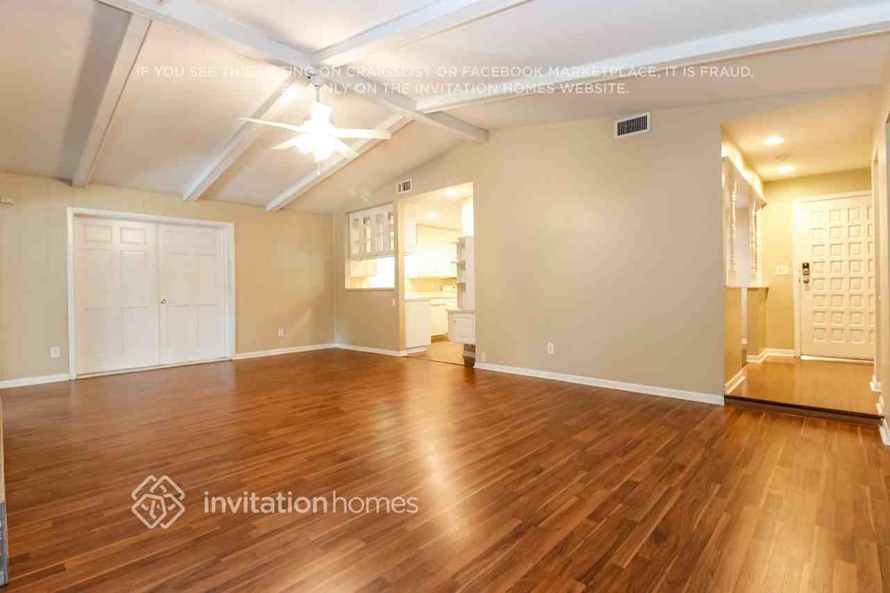 8001 W Pocahontas Ave - Photo 4 of 21