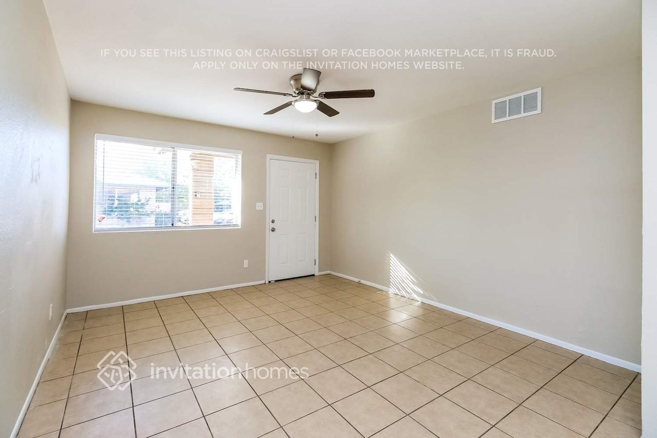 535 S Udall #B - Photo 3 of 15