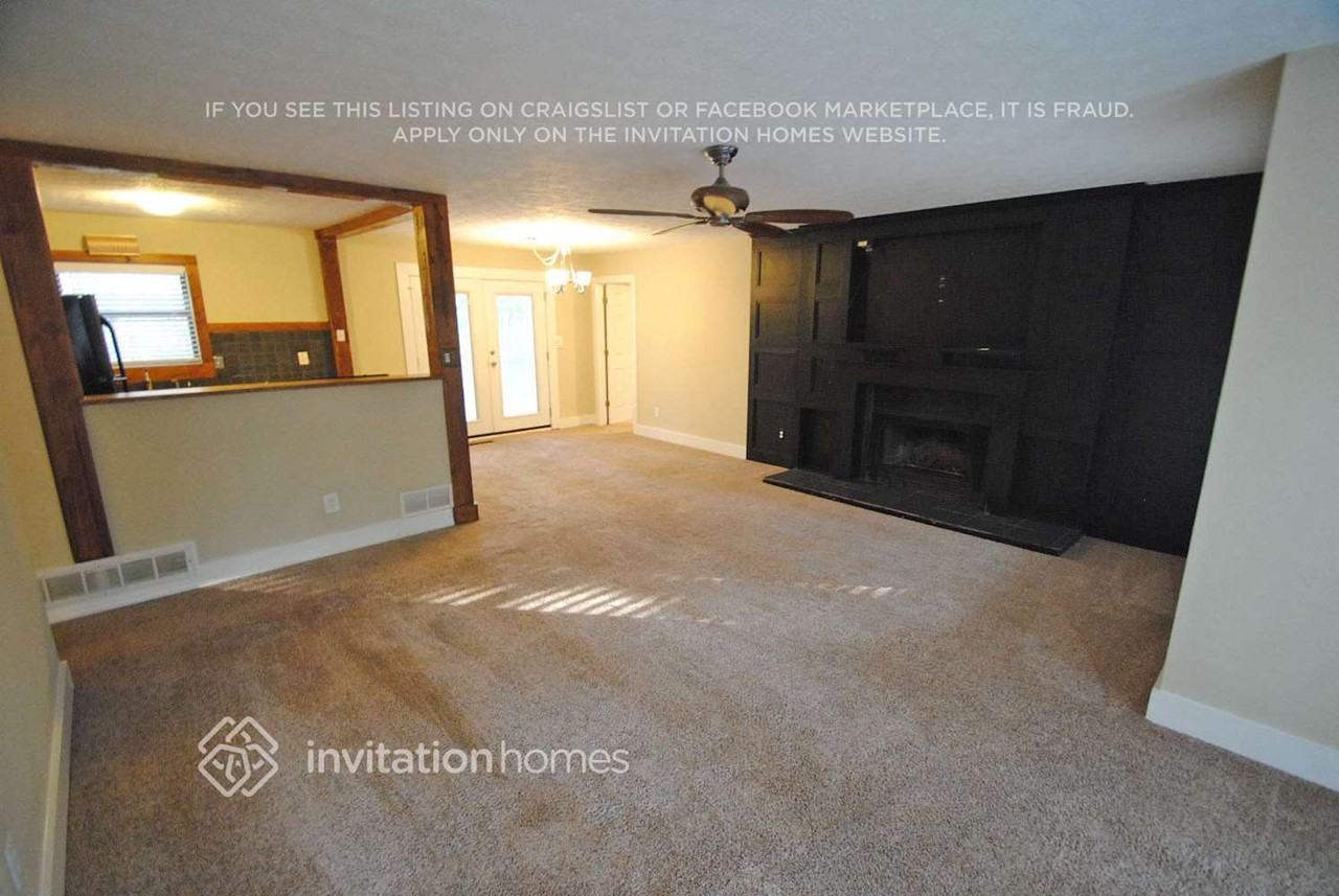 501 Victoria Rd - Photo 2 of 8