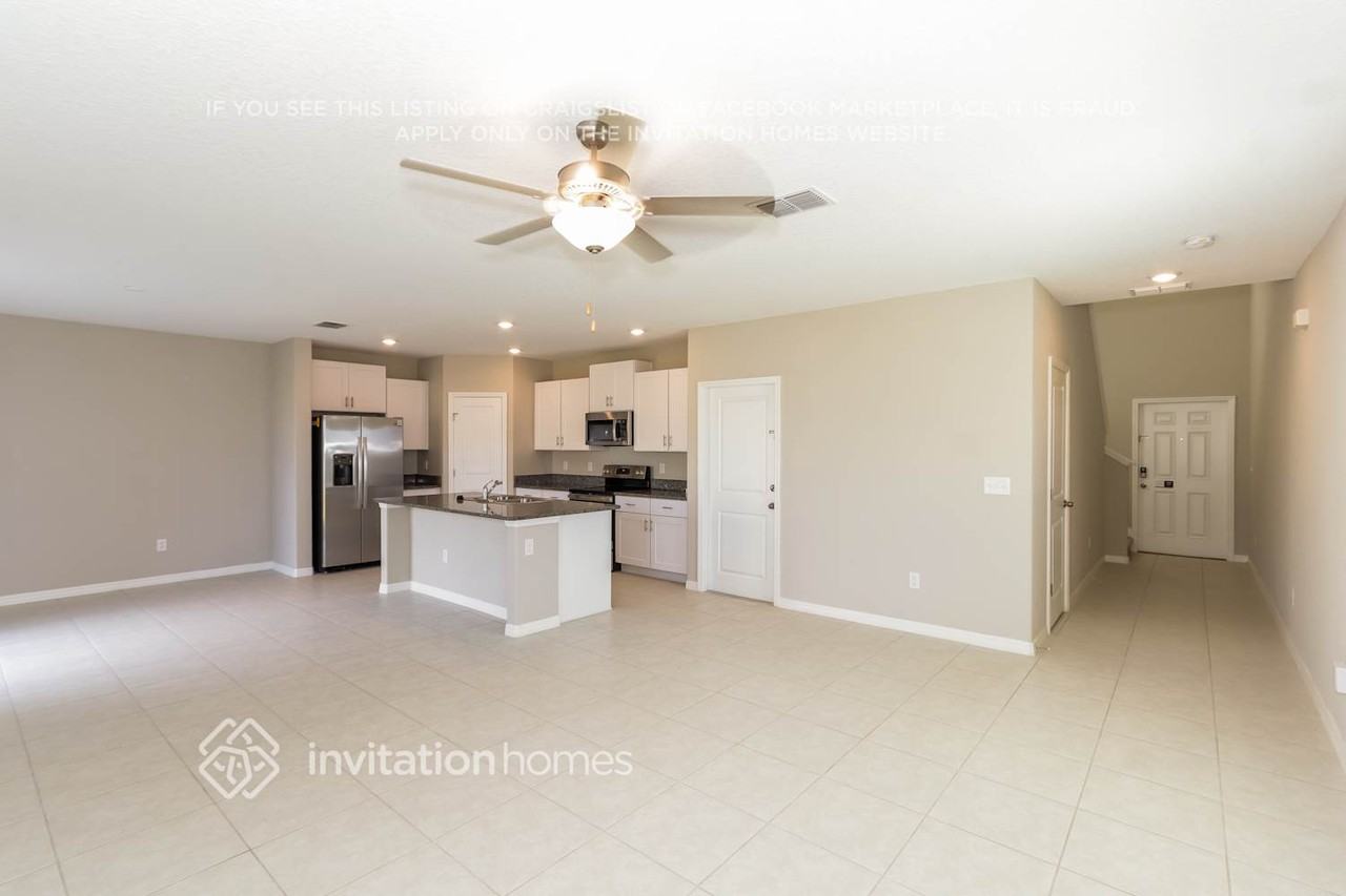 2206 Treesdale Ave - Photo 6 of 17