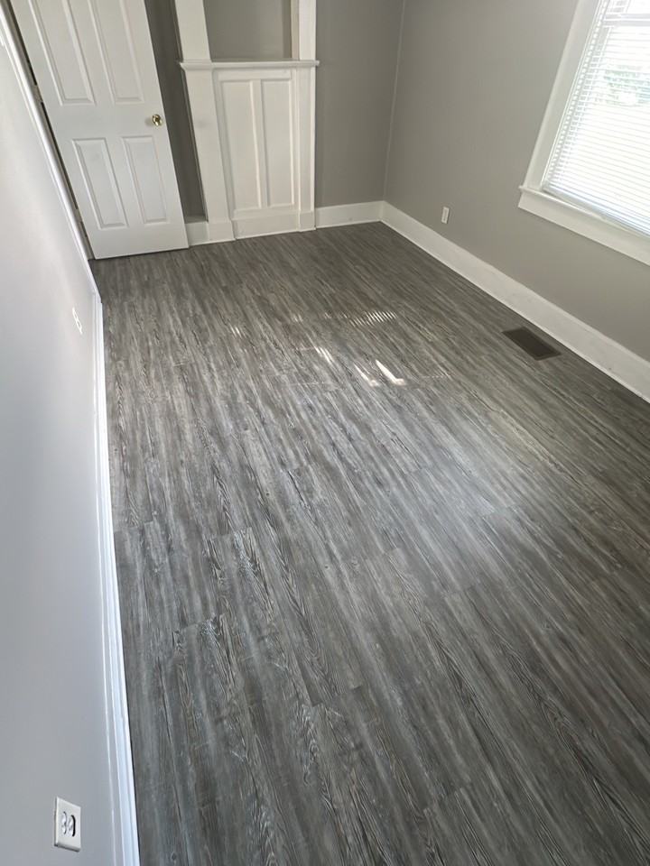 1508 E Main St #1 - Photo 6 of 8