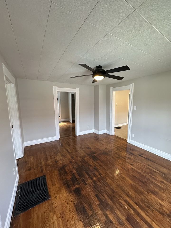 2703 S Walnut St #1 - Photo 2 of 14