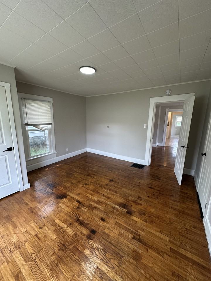 2703 S Walnut St #1 - Photo 5 of 14