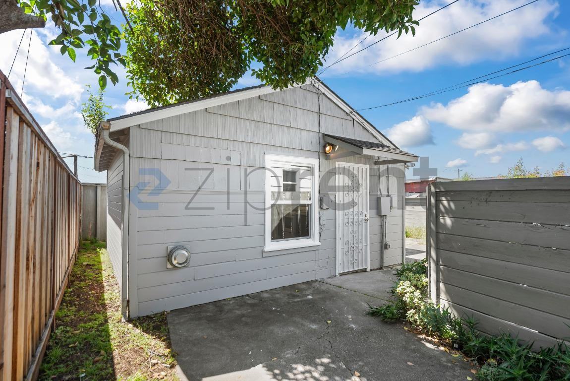 1656 151st Ave - Photo 5 of 14