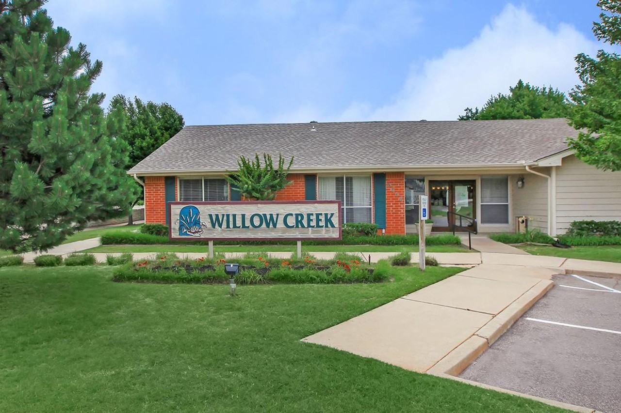 Willow Creek Apartments - Photo 7 of 48