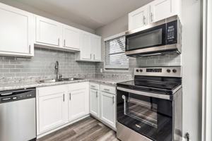 featured image of 3974 Andrus Ct