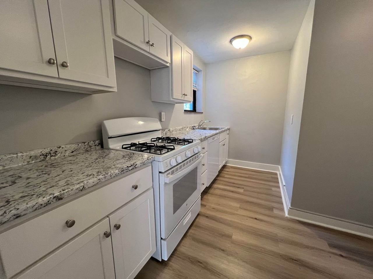 Royal Garden Apartments - Photo 2 of 20