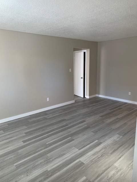Somerset Apartments - Photo 3 of 11