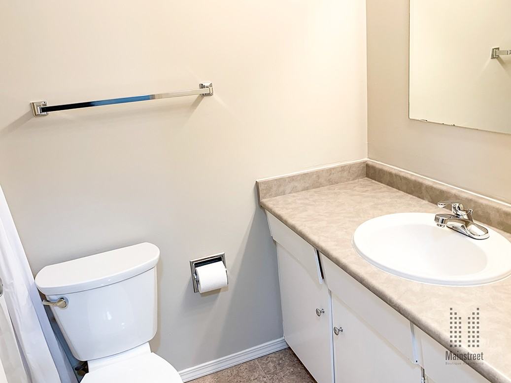 Mainstreet Garden Townhomes - Photo 6 of 18