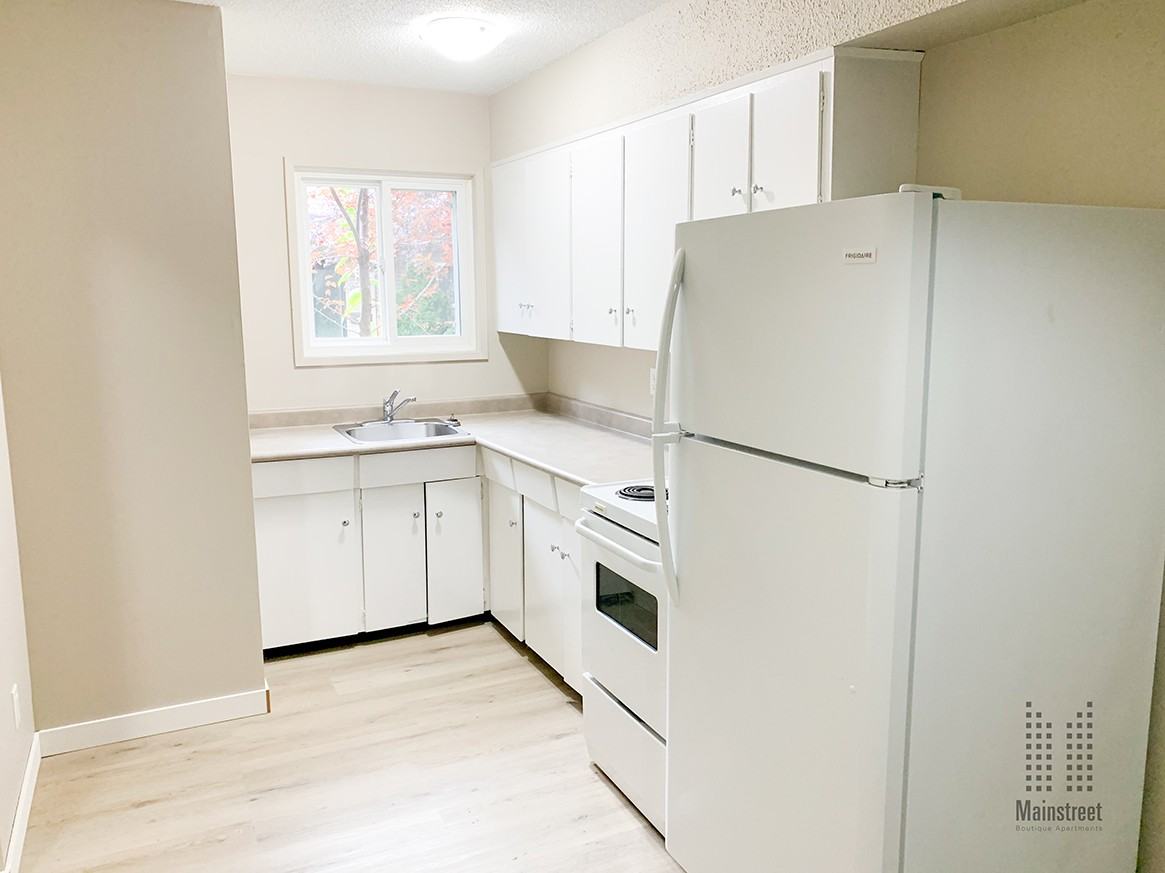 Mainstreet Garden Townhomes - Photo 4 of 18