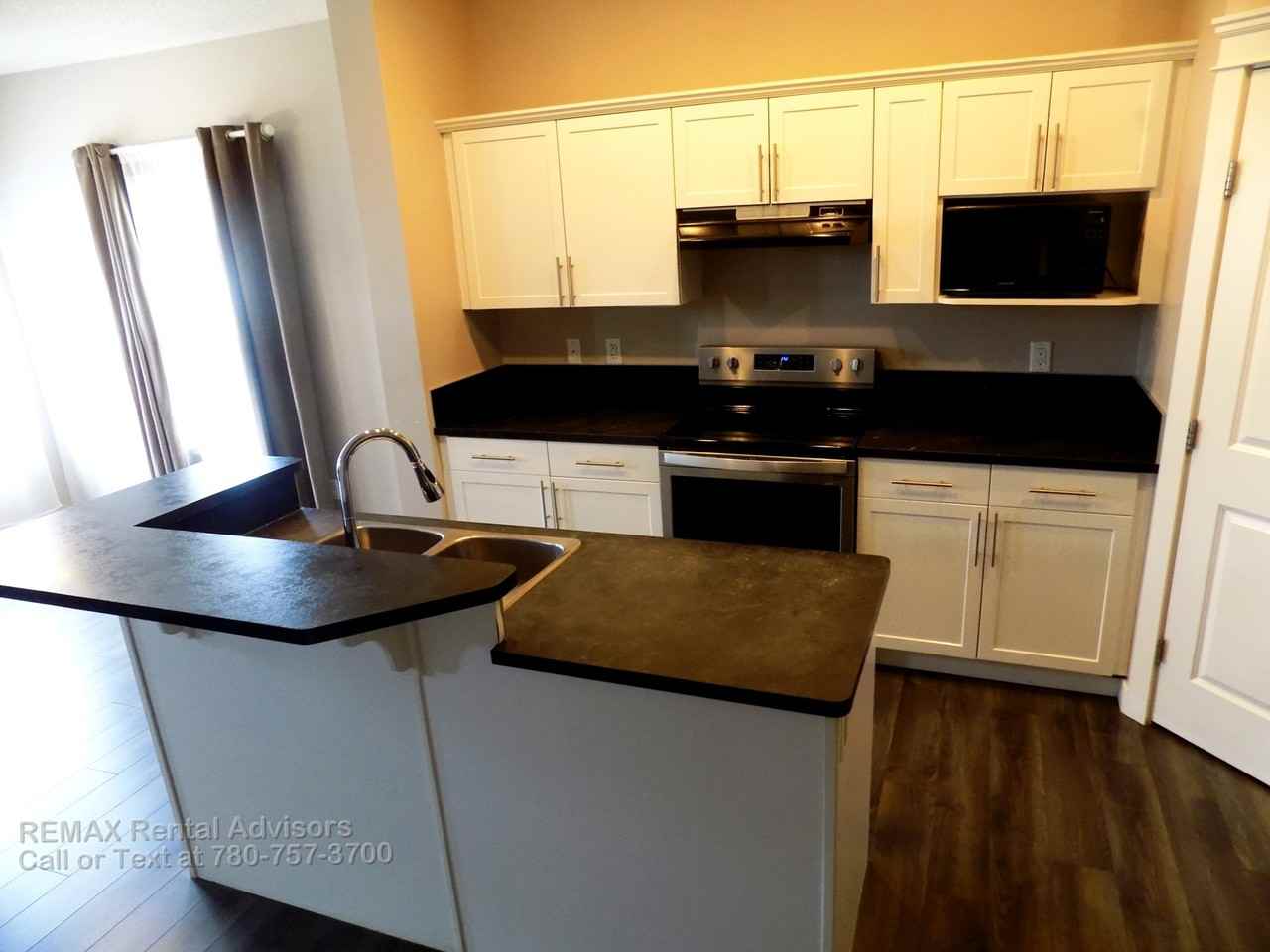 1916 118 St Sw - Photo 4 of 17