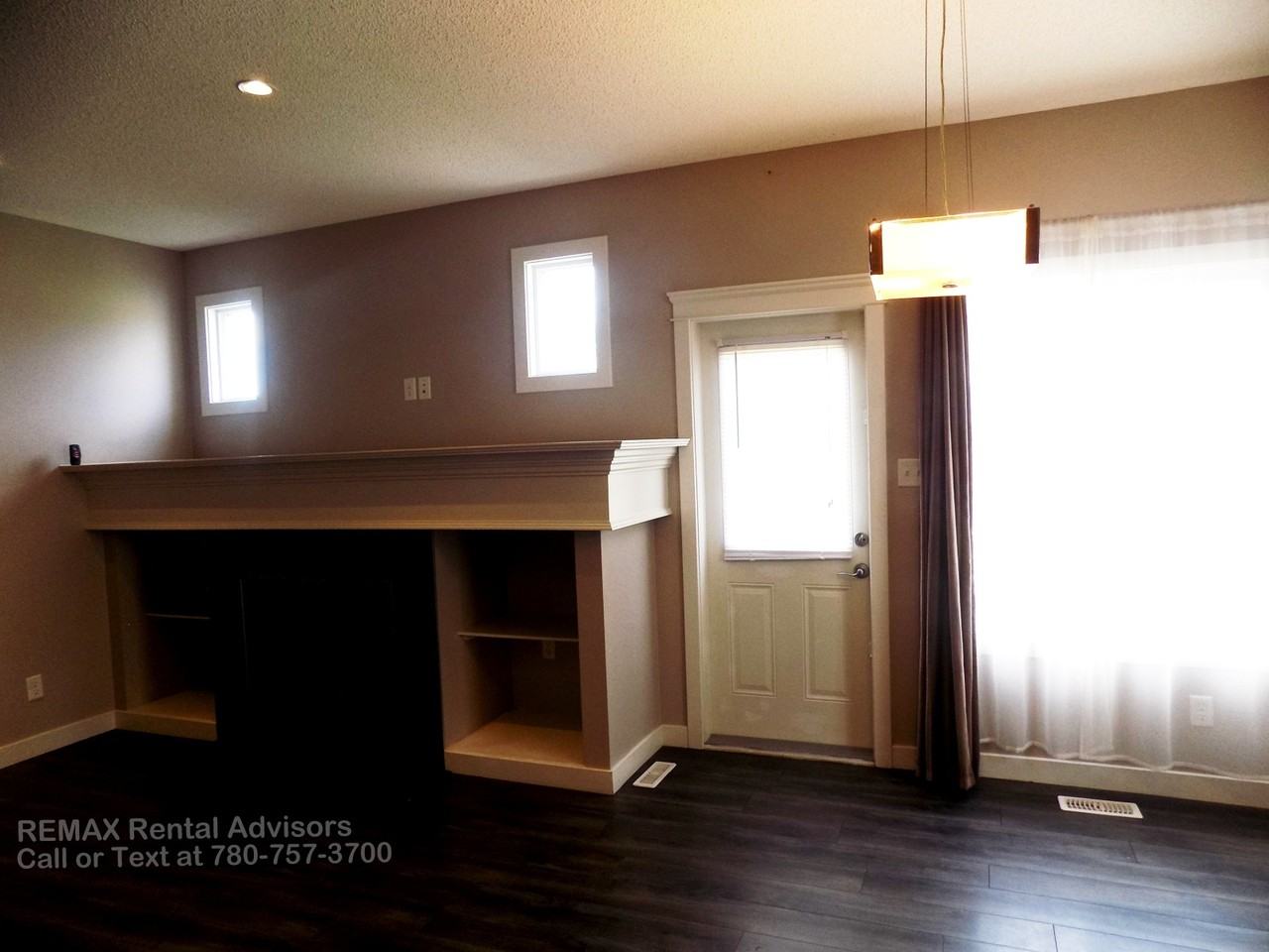 1916 118 St Sw - Photo 6 of 17