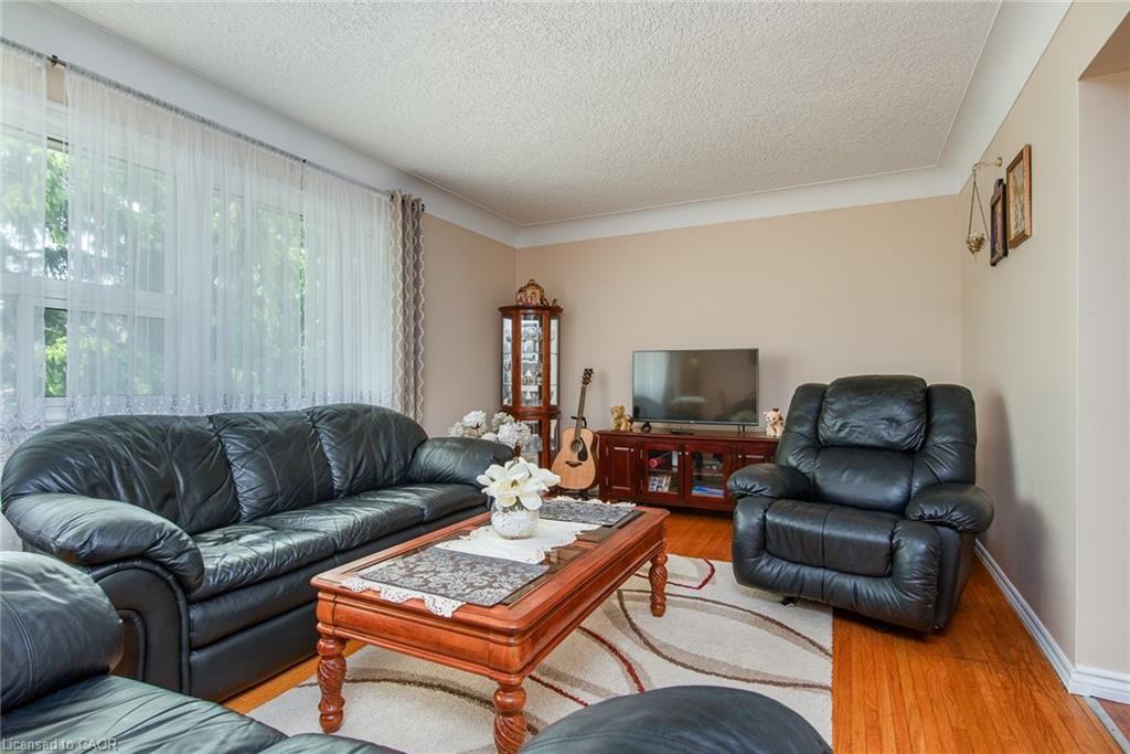 706 Frederick St - Photo 2 of 14