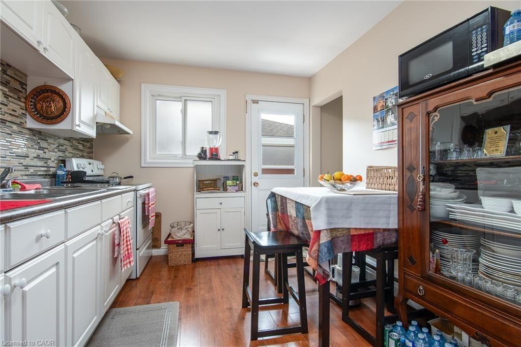 706 Frederick St - Photo 6 of 14