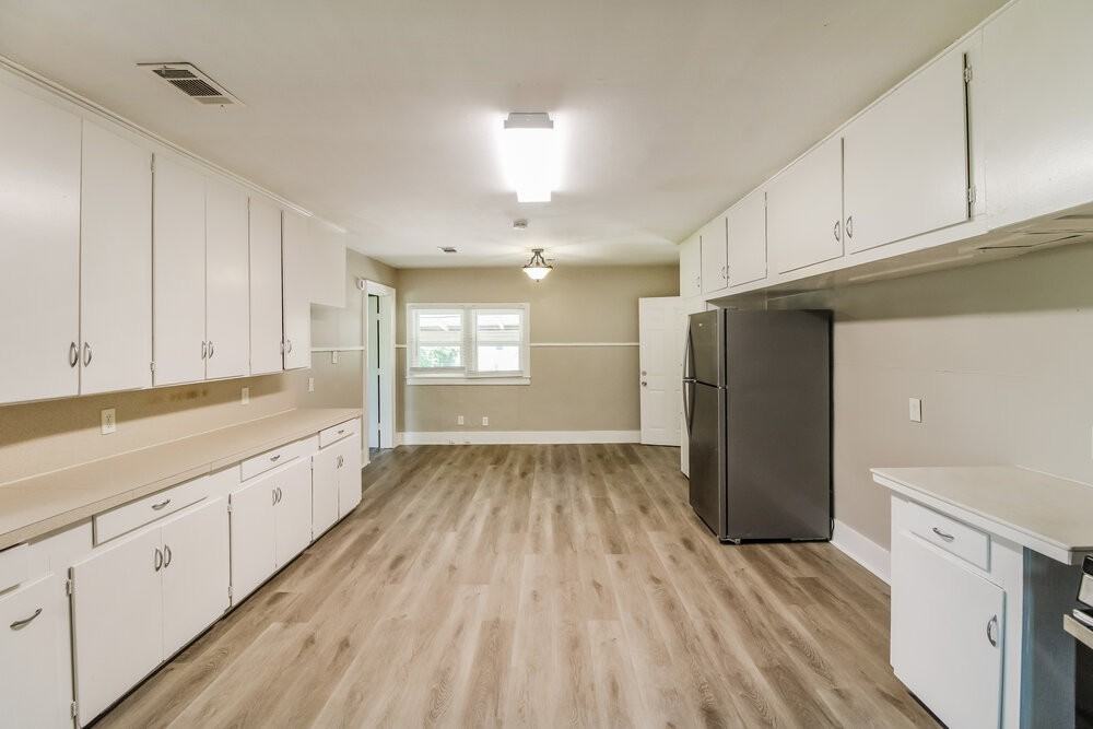 522 12th Ave N - Photo 6 of 16