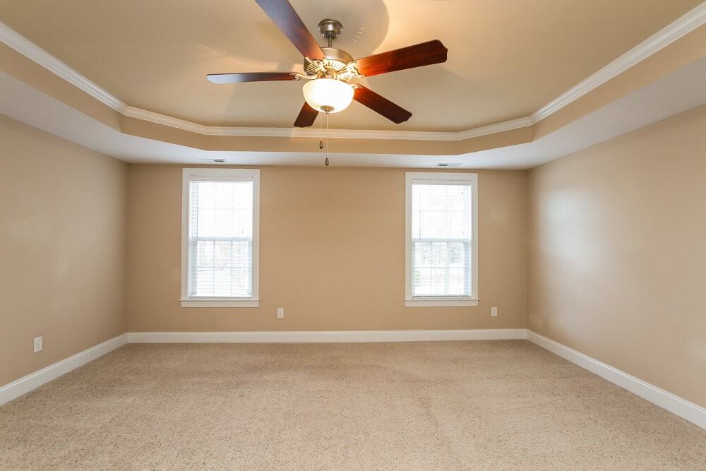 221 Worthington Ct - Photo 7 of 21