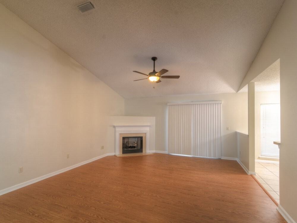 1125 Arcaro Ct - Photo 2 of 15