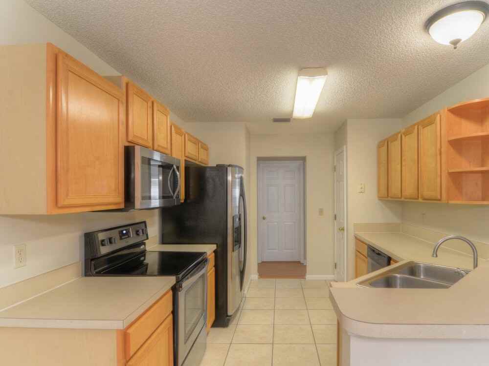 1125 Arcaro Ct - Photo 4 of 15