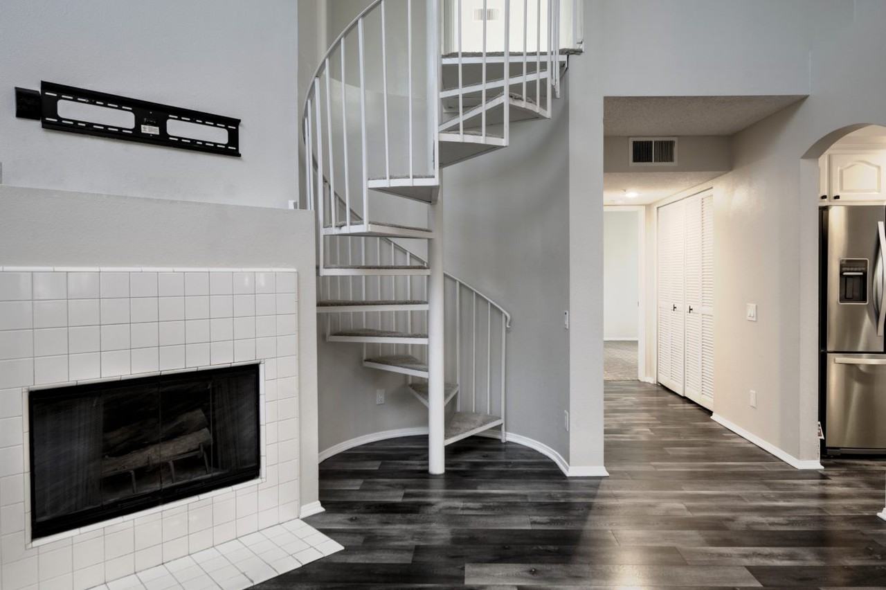 3119 Genoa #A - Photo 6 of 14