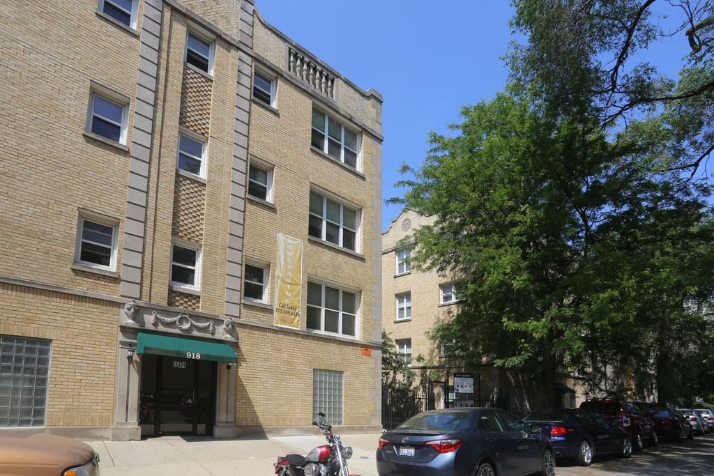 914 W Dakin St #310