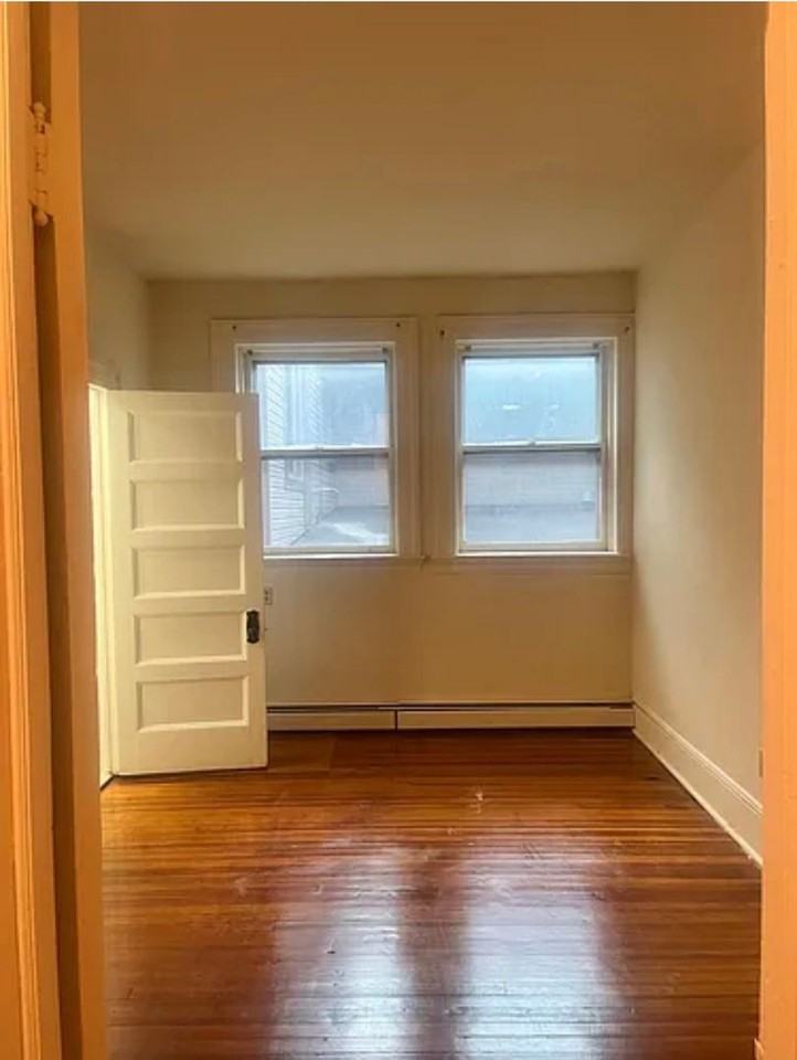 416 Bloomfield - Photo 6 of 11