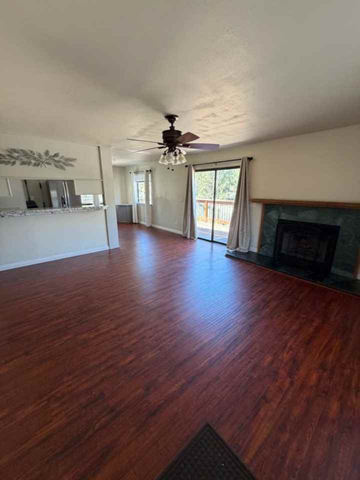 2617 Cedarwood Dr - Photo 2 of 18