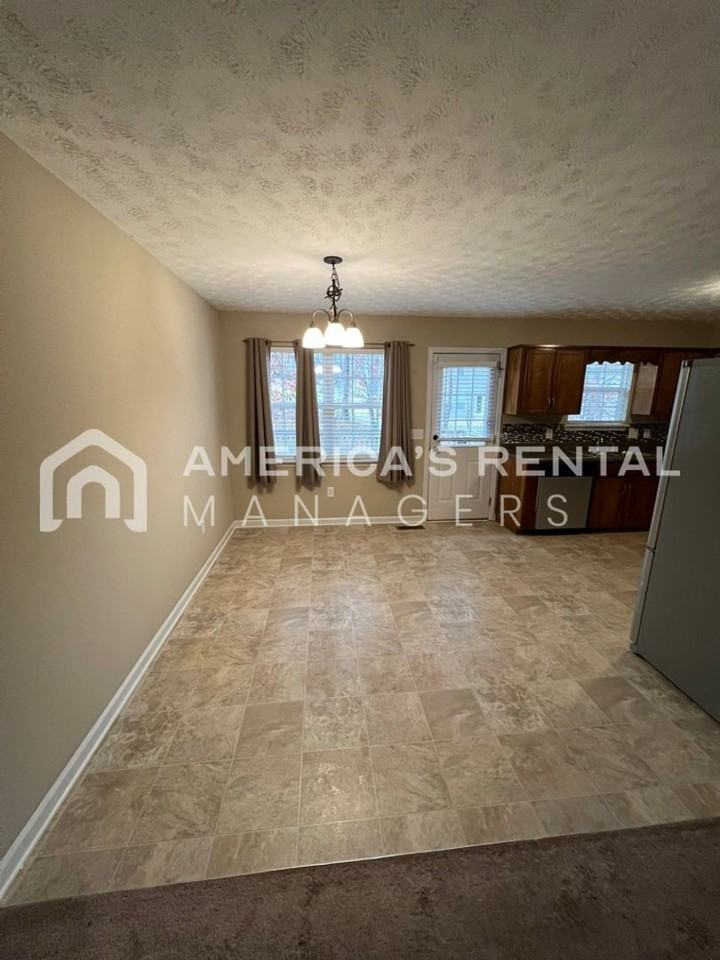 67 Wilson Way - Photo 5 of 30