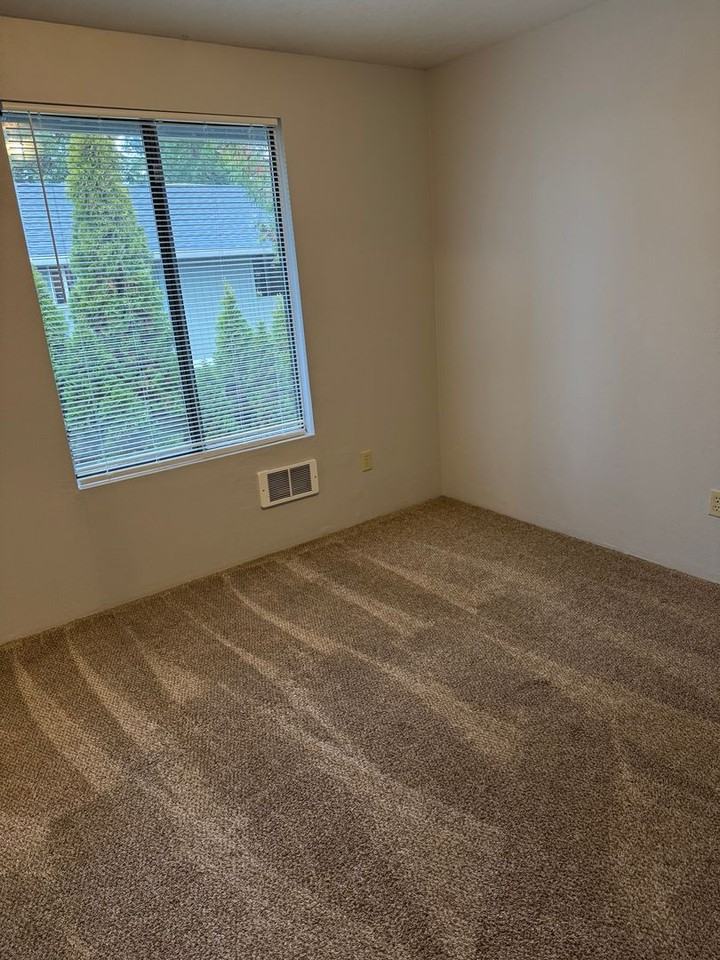 Terra Tempo Condominiums - Photo 4 of 33