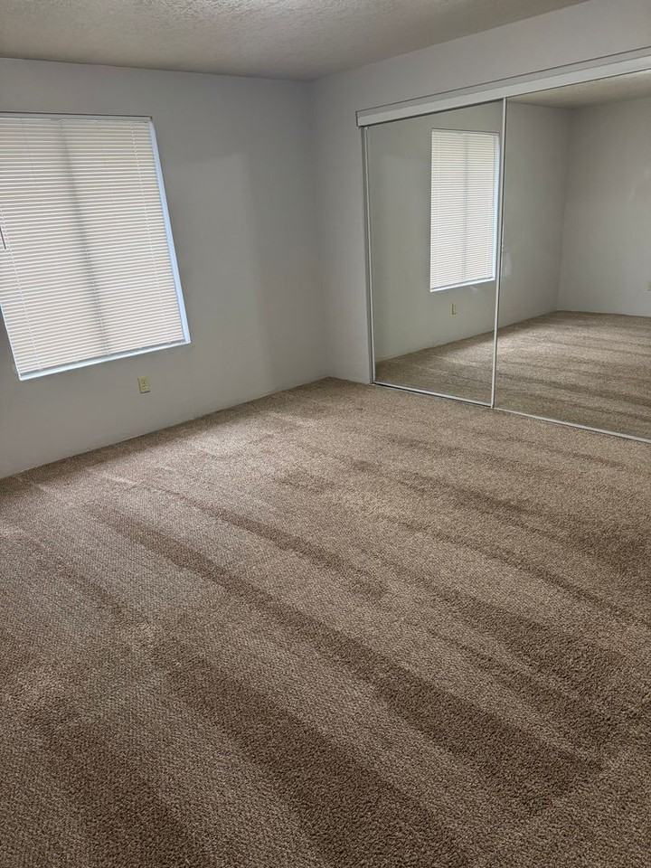 Terra Tempo Condominiums - Photo 5 of 33