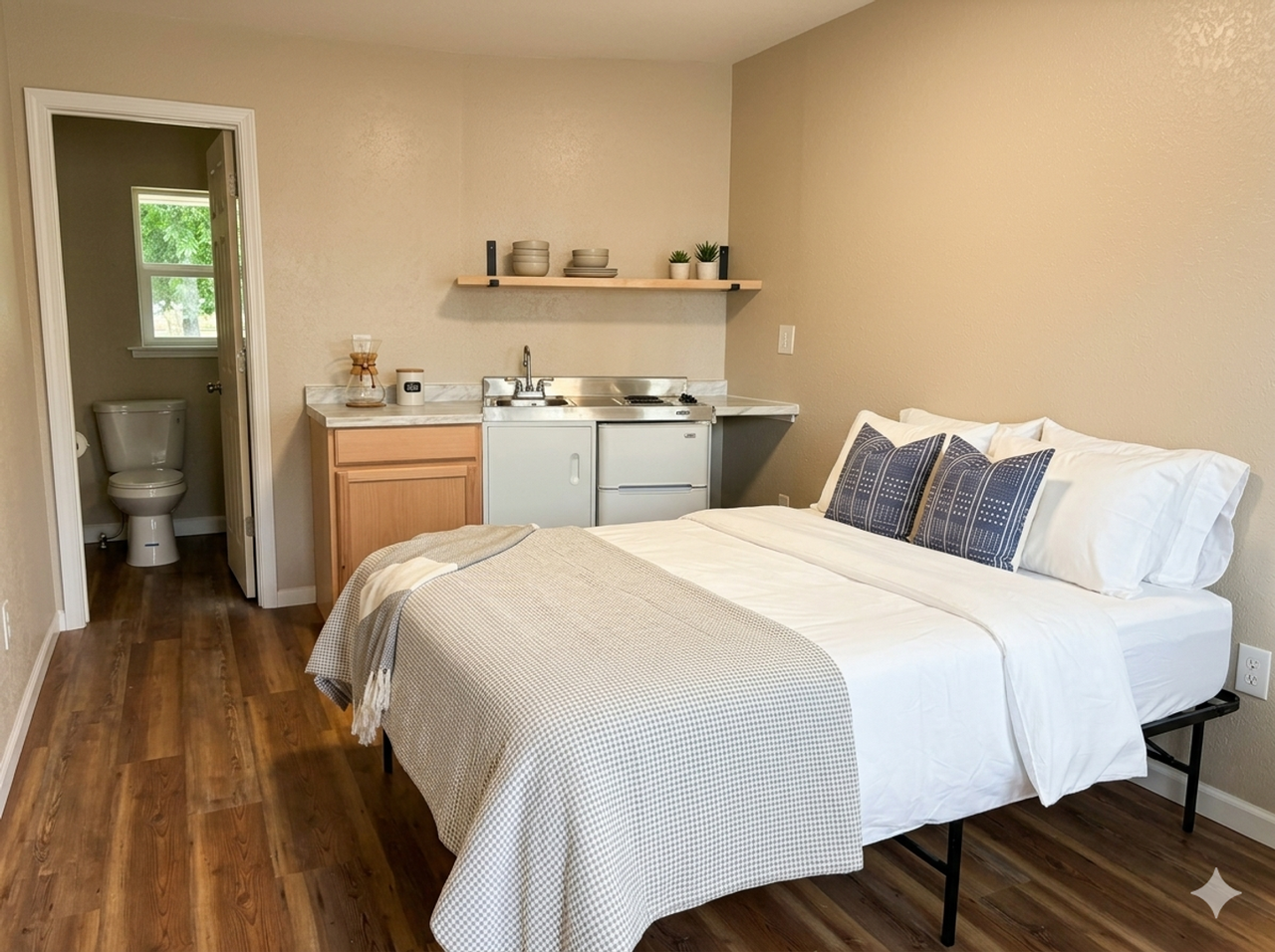 Sundown Apartments - Photo 3 of 16