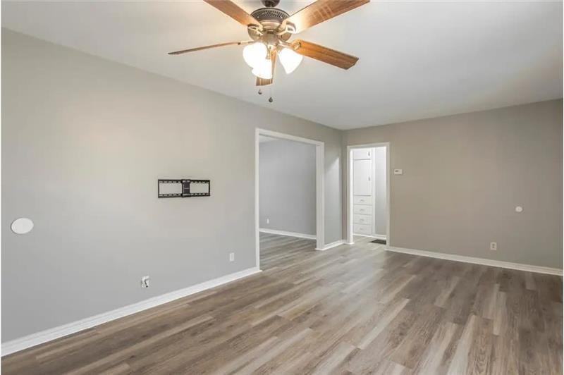 2757 Lancaster Ln - Photo 5 of 20