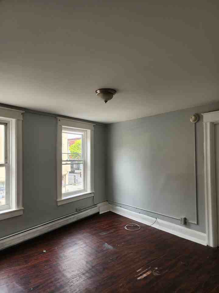 468 Main Street - Photo 7 of 8