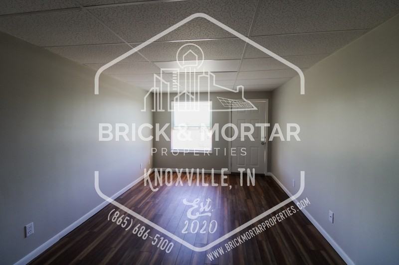 1017 Clendenen Rd - Photo 4 of 15