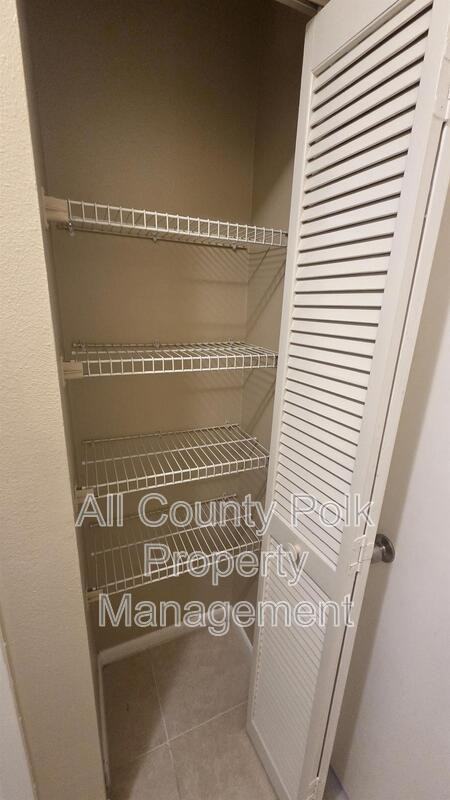 4917 Malibu Ct - Photo 6 of 19