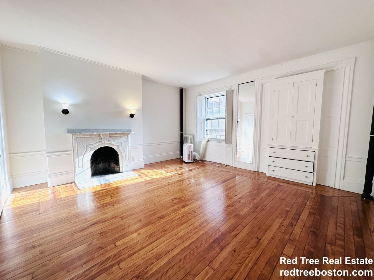 2 Joy St #5