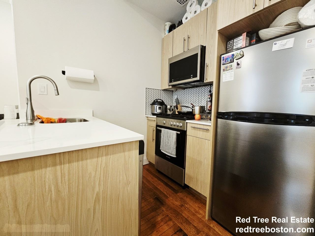 2 Joy St #2