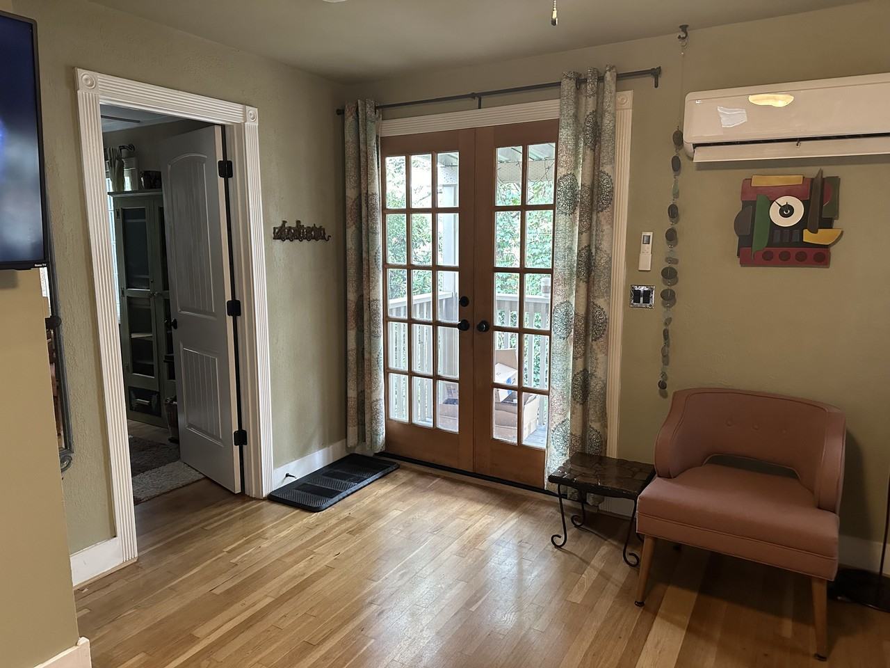 1313 Marion Street Northeast - Photo 2 of 21