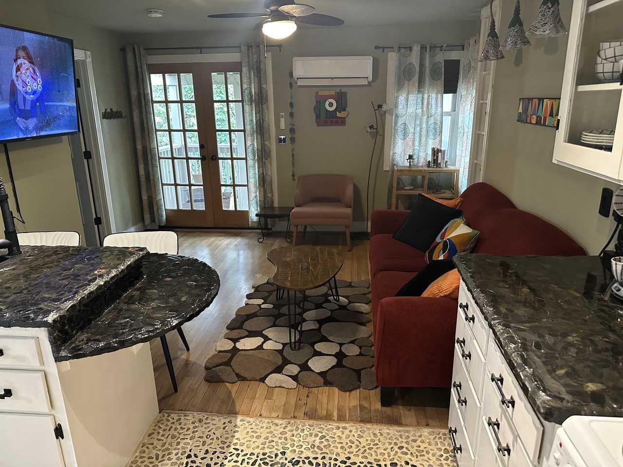1313 Marion Street Northeast - Photo 5 of 21