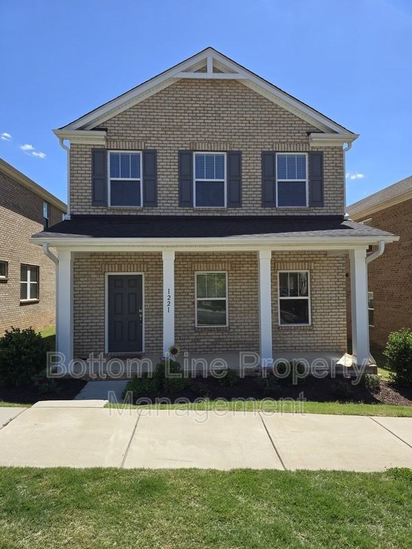 1221 Colgher St - Photo 2 of 50