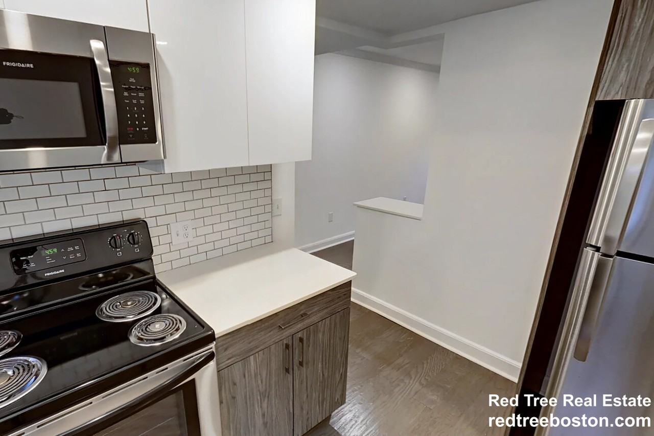 59 Wyman St #5 - Photo 2 of 11