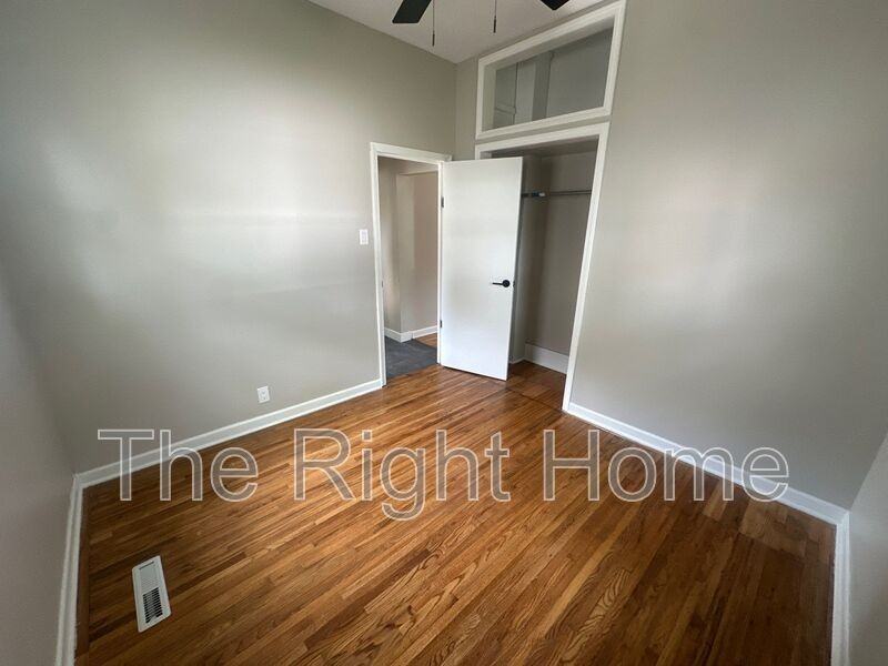 4444 N 60th St - Photo 7 of 11