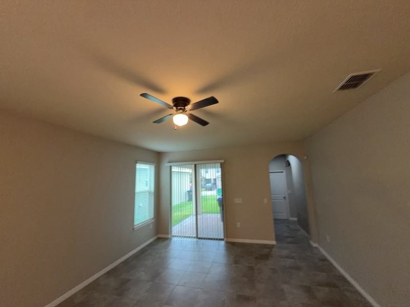 10697 Atwater Bay Dr - Photo 4 of 16