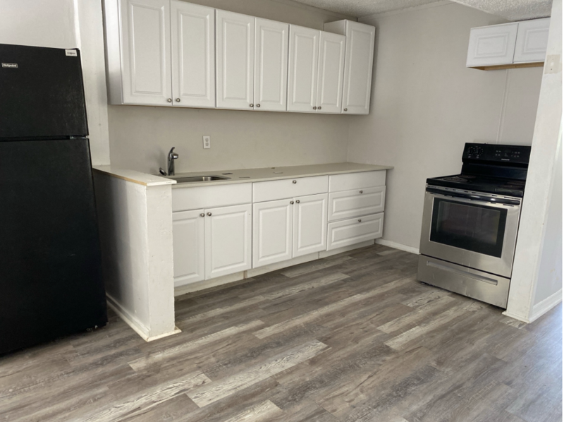 1305 Melson Ave - Photo 4 of 18