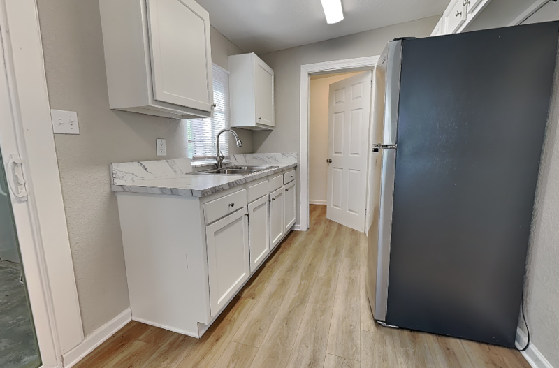 5306 Paris Ave - Photo 2 of 14